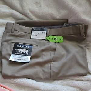 Haggar Men's Premium Comfort Dress Pants - Brown